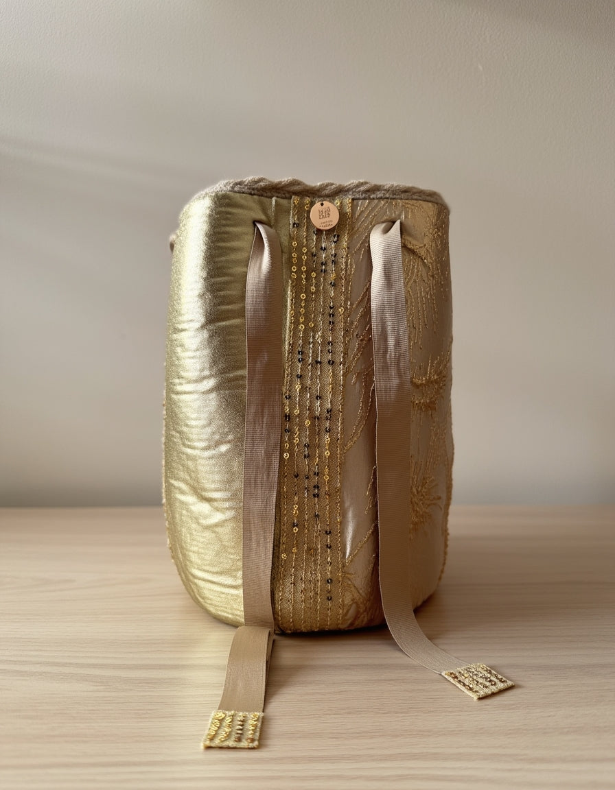 bolso-dorado-imperial-con-cintas-mochila-domenechsa.